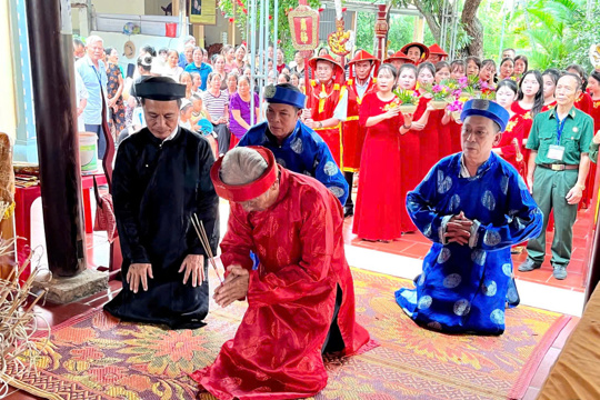 Trang trọng Lễ Húy kỵ Thánh mẫu Hoàng Thái hậu Trần Thị Ngọc Hào tại Đền Liên Minh
