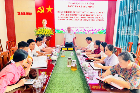 Phát huy vai trò nòng cốt của MTTQ và các tổ chức chính trị xã hội trong xây dựng Đảng, chính quyền, phát triển địa phương