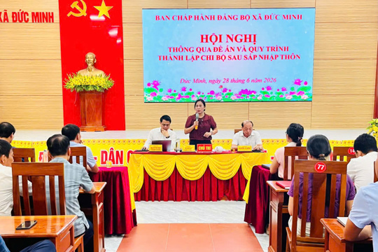 Đức Minh: Thông qua Đề án thành lập 8 chi bộ mới và phương án nhân sự sau sáp nhập thôn