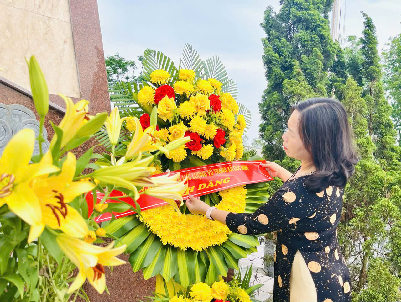 NTLS huỵen2.jpg